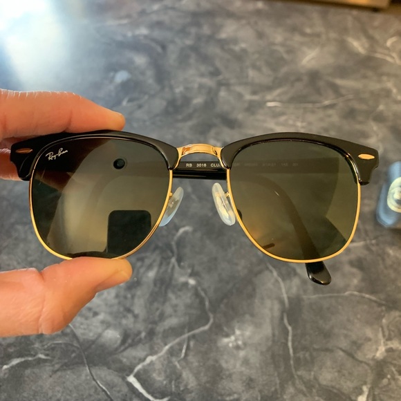 Ray-Ban 3016 Clubmaster Black Gold Tortoise Classics Sunglasses Black Gold - Picture 15 of 16